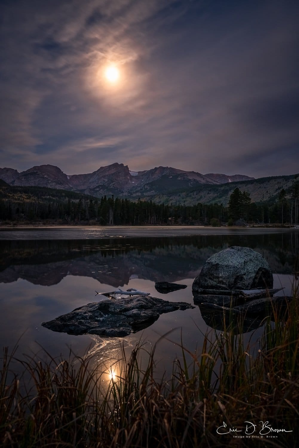 Foto Friday - Moon over the Rockies